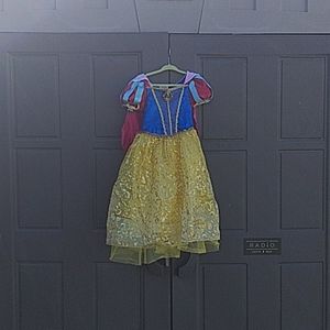 DISNEY store original Snow white costume 2/3t